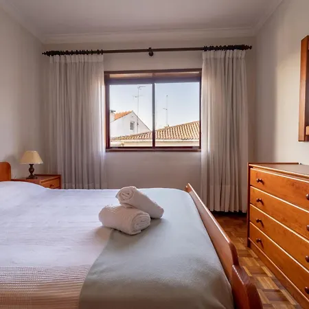 Vasco Da Gama By House And People *