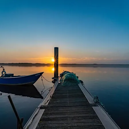 Vasco Da Gama By House And People *