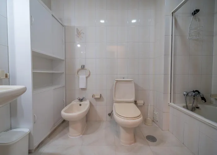 Vasco Da Gama By House And People *