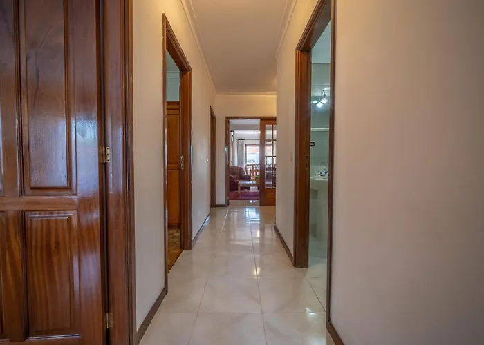 Vasco Da Gama By House And People Esposende